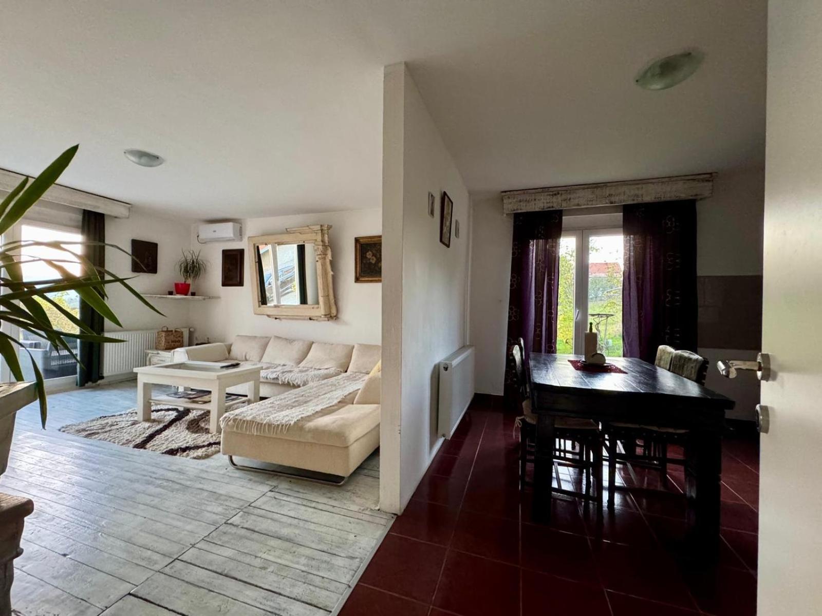 Apartamento Mala Oaza Čačak Exterior foto